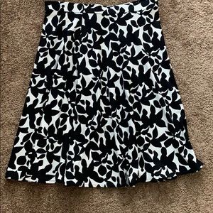 Cynthia Rowley Skirts - Cute Cynthia Rowley black and white skirt. Cynthia Rowley Skirts - Cute Cynthia Rowley black and white skirt.